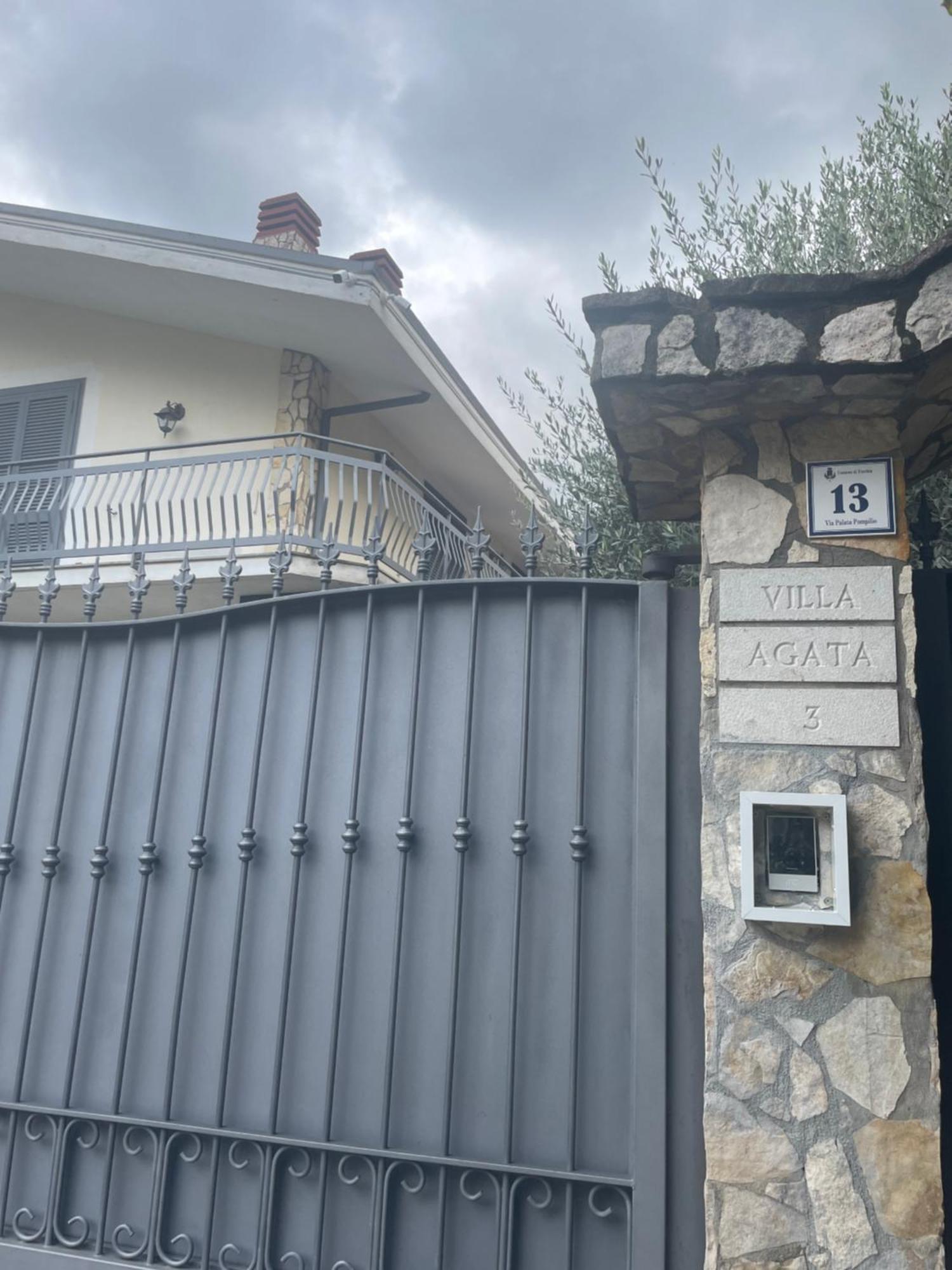 Villa Agata Forchia エクステリア 写真