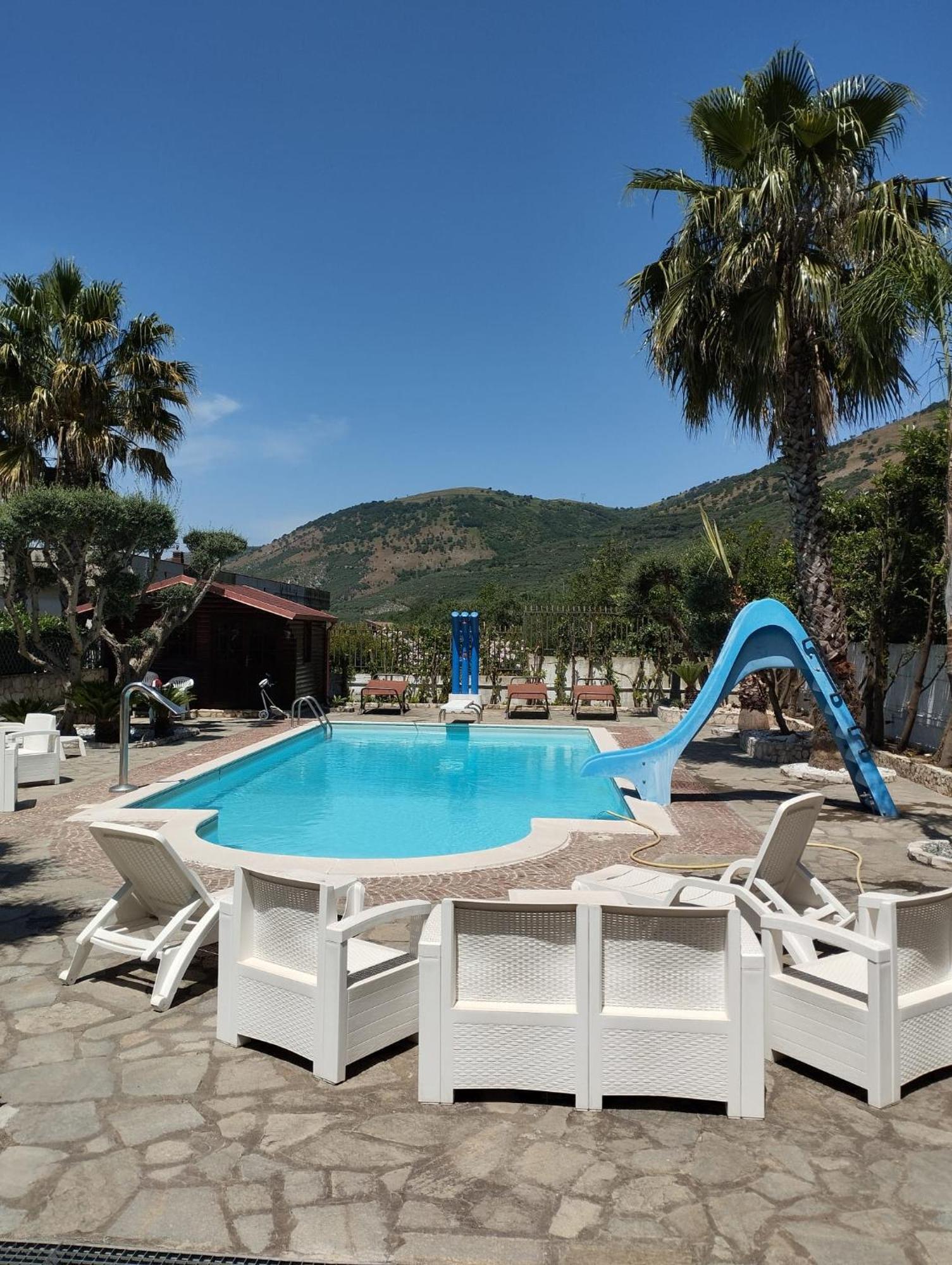 Villa Agata Forchia エクステリア 写真